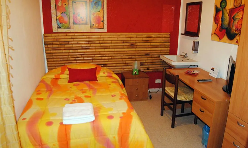 Seven Rooms Palerme 2*,